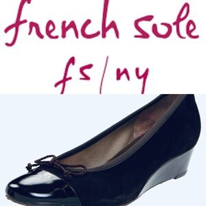 French Sole Diverse Wedge Pump
